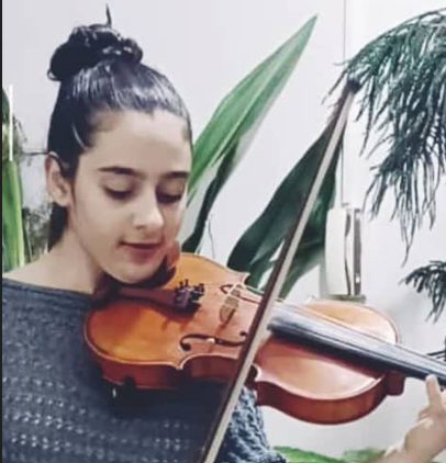 Miss Artemis, violin student