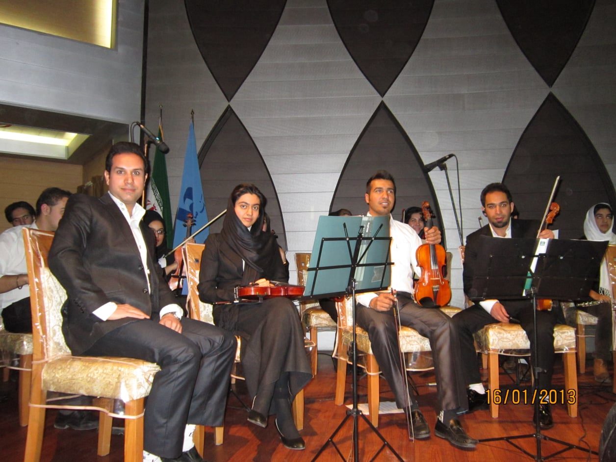 Mahshad Homaei — Live Performance with the Parsian Ensemble – Saderat Bank