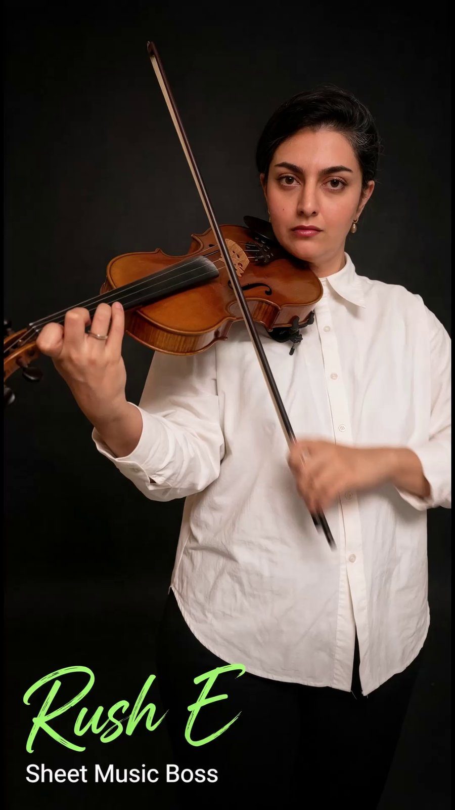 Mahshad Homaei playing a classical and pop violin piece (12)